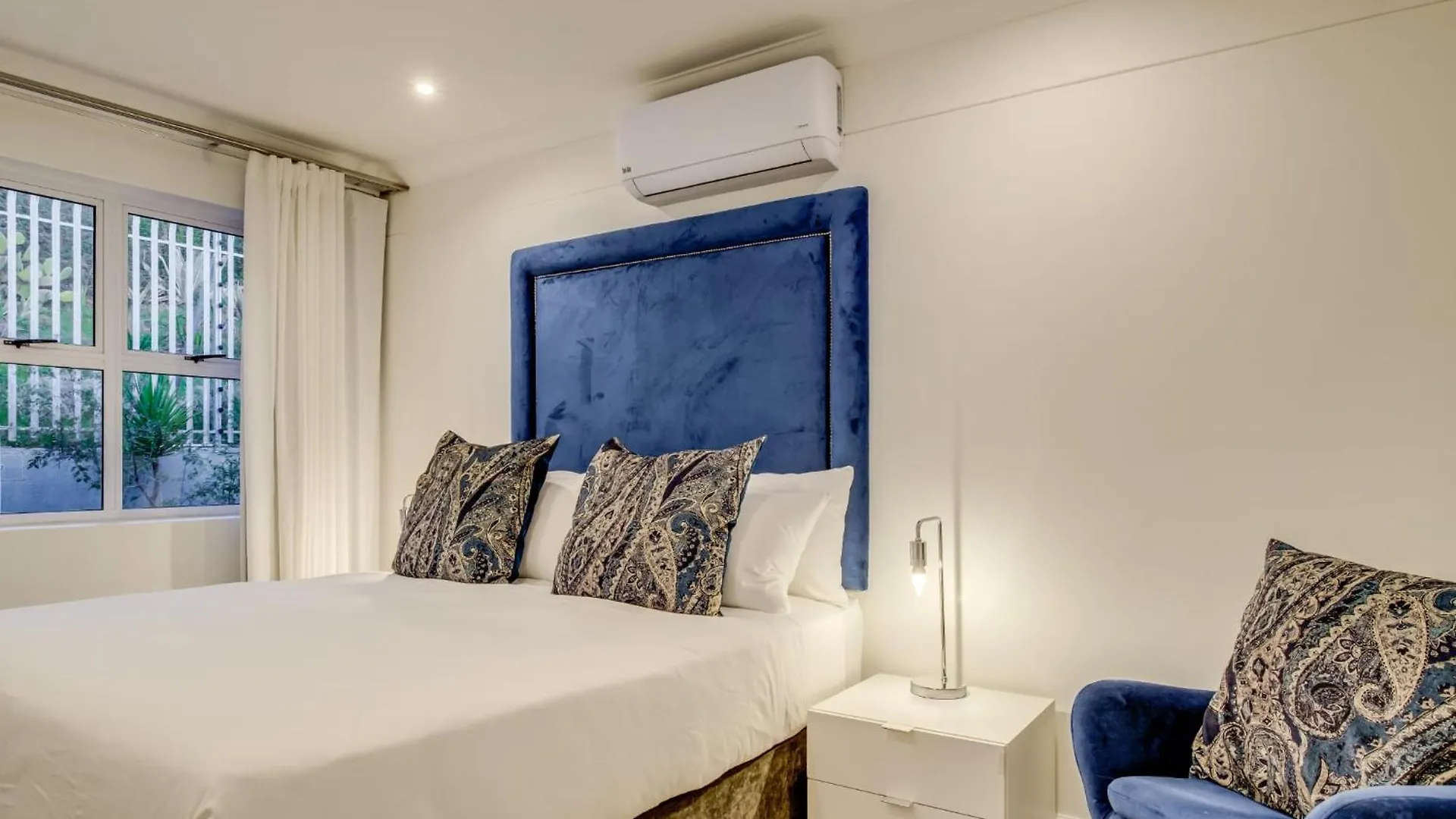 Alpha On The Bay Apartment Cape Town