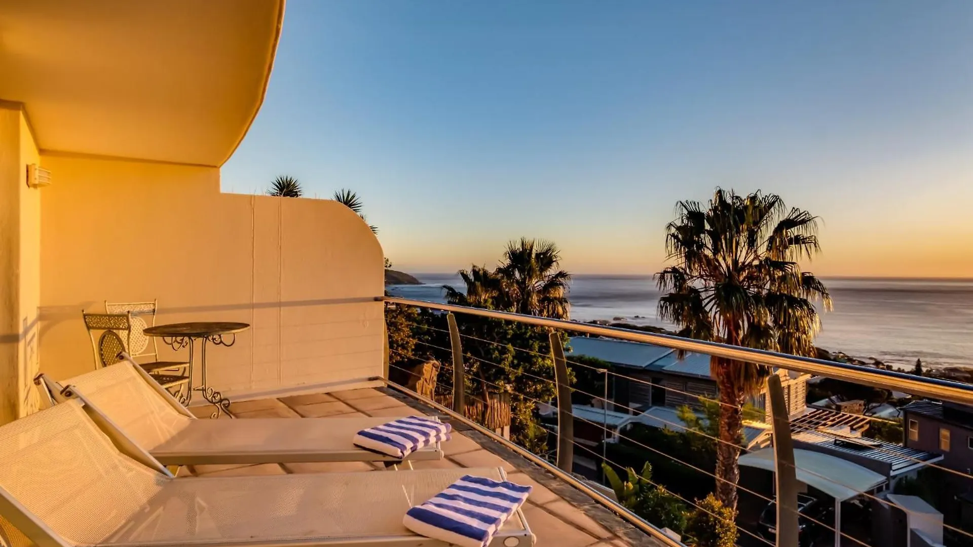 Alpha On The Bay Apartment Cape Town
